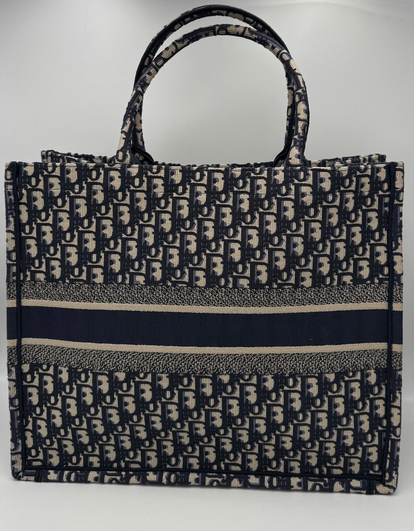 Dior DIOR TOTE BOOK Grande Tote